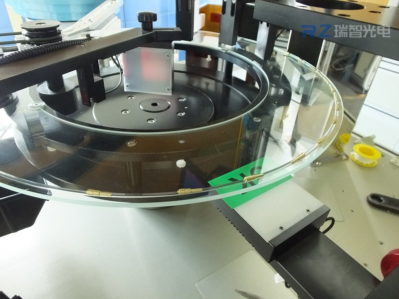 機(jī)器視覺檢測(cè)設(shè)備的外觀缺陷檢測(cè)的原理分析